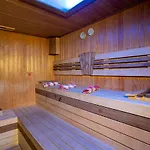 Latanya Park Complex 4*