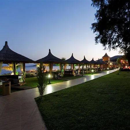 Latanya Park
