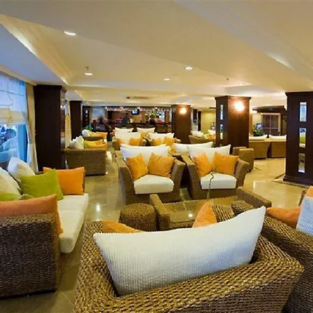 Latanya Park 度假村 4*