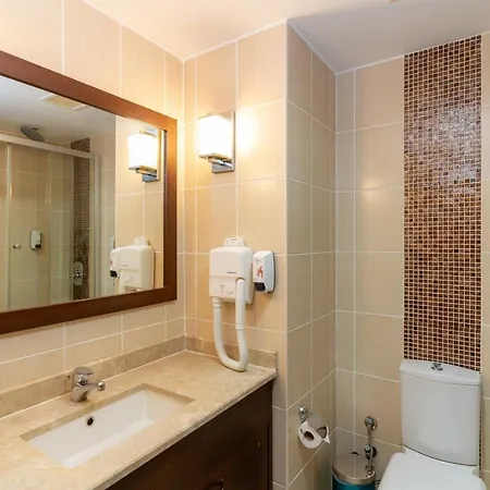 Latanya Park Rezort 4*
