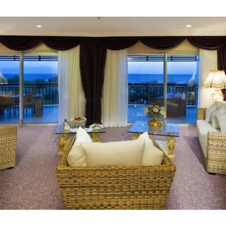 Latanya Park 4* 雅丽丝弗里克