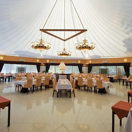 Latanya Park 4* 雅丽丝弗里克