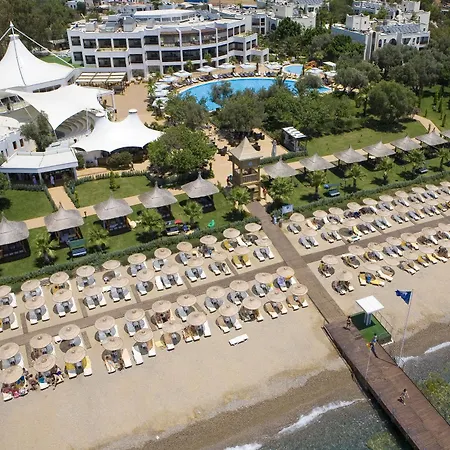 Rezort Latanya Park 4*