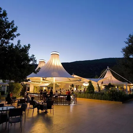 Rezort Latanya Park 4*