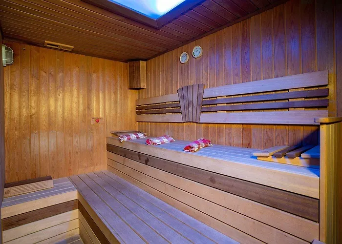 Latanya Park Semesteranläggning (resort) 4*