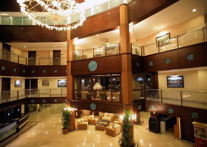 Latanya Park 4*