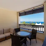 Latanya Park Complex