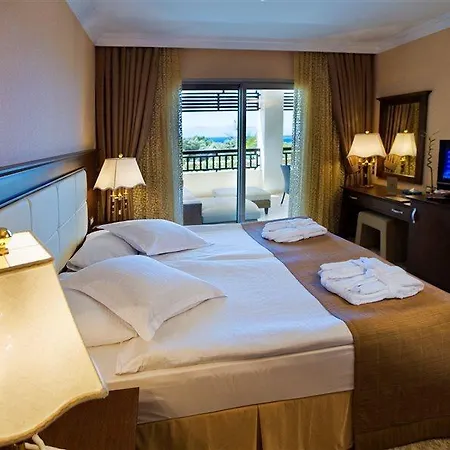 Latanya Park Semesteranläggning (resort) Yaliciftlik