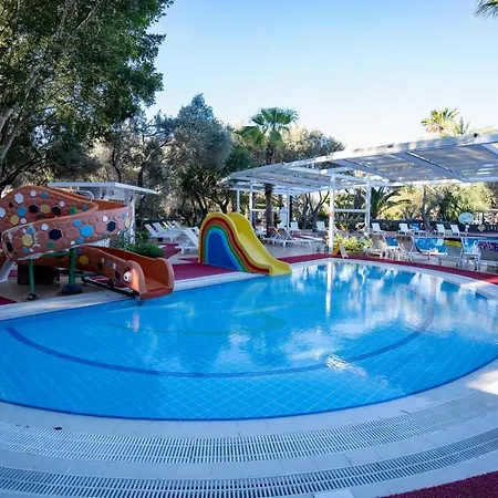 Semesteranläggning (resort) Latanya Park Yaliciftlik
