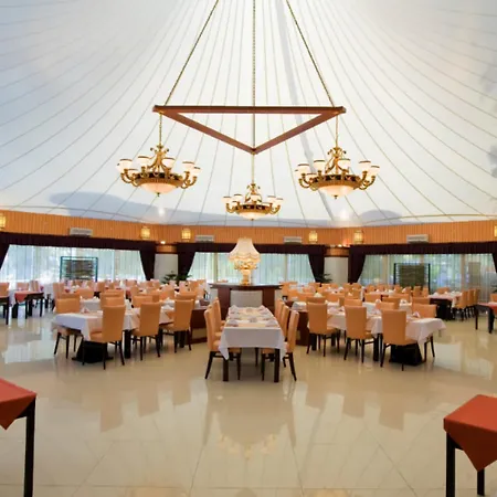 Latanya Park Semesteranläggning (resort) Yaliciftlik
