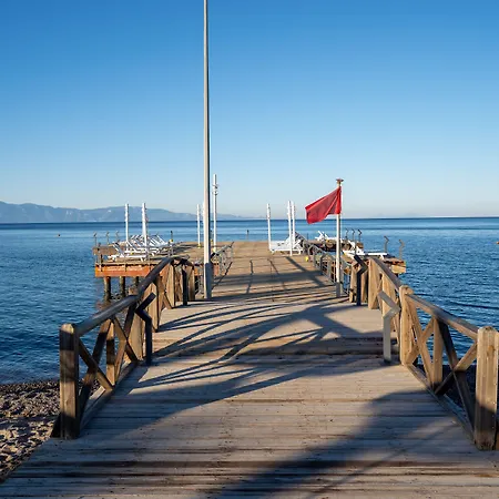 Latanya Park Θέρετρο 4*