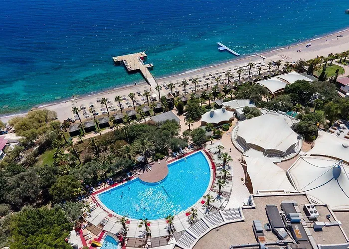 Latanya Park 4*